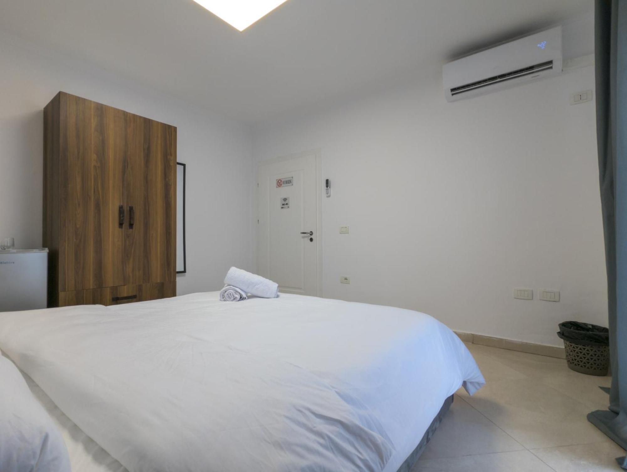 Center Luxury Rooms Тирана Экстерьер фото